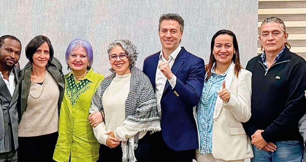 En la consulta interna del Pacto Histórico participarían Alí Bantú, Susana Muhamad, Gloria Inés Flórez, María José Pizarro, Daniel Quintero, Carolina Corcho y Gustavo Bolívar. También la exministra Gloria Inés Ramírez.
