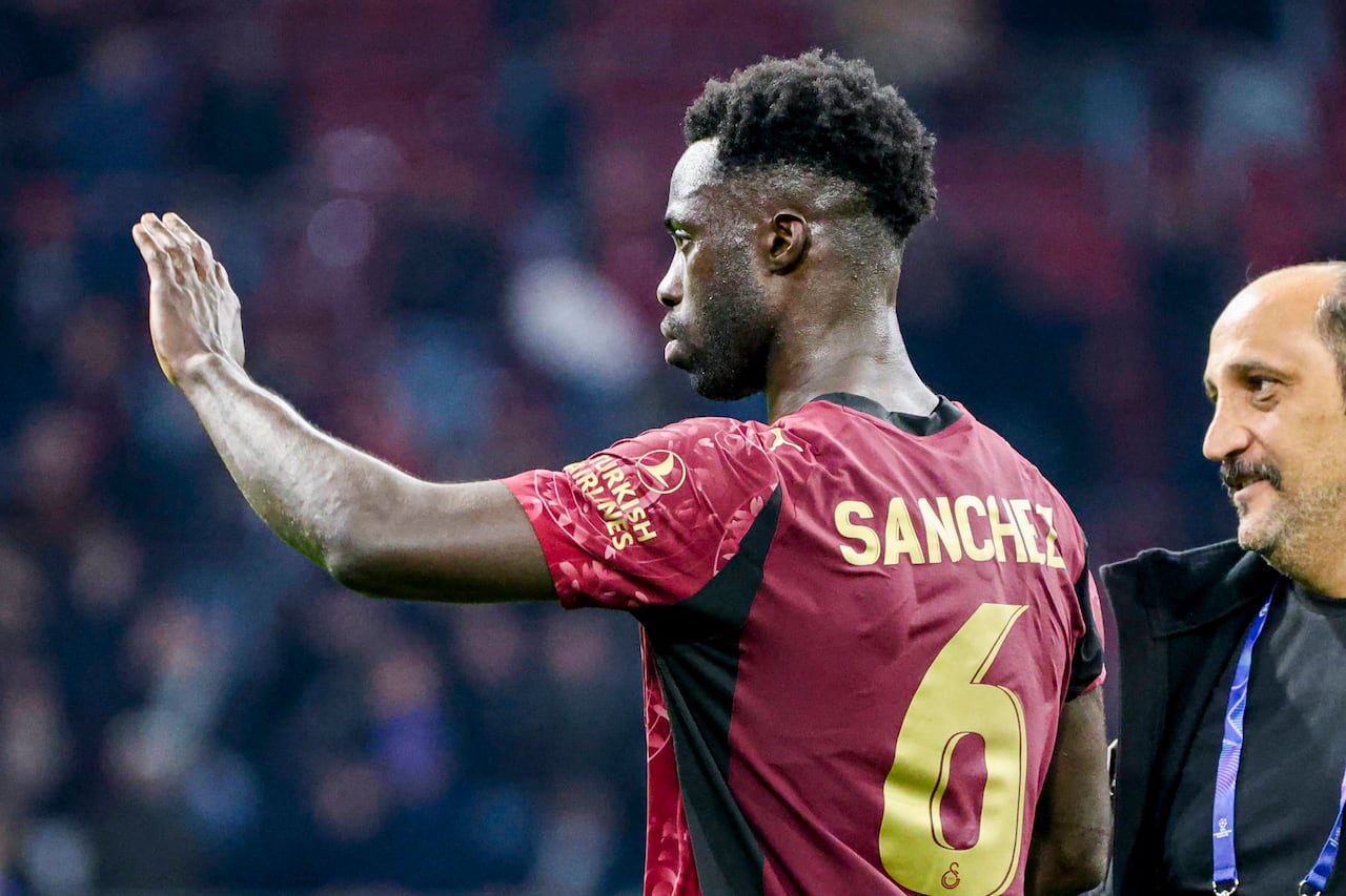 Davinson Sanchez, titular y figura en el Galatasaray turco.