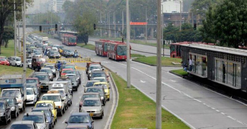El pico y placa para vehículos particulares arrancará a als 6:00 de la mañana.