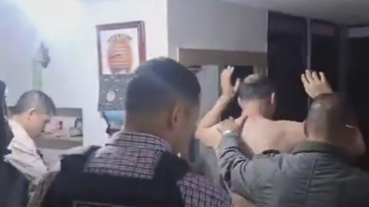 El hombre fue capturado al interior de su propia casa.