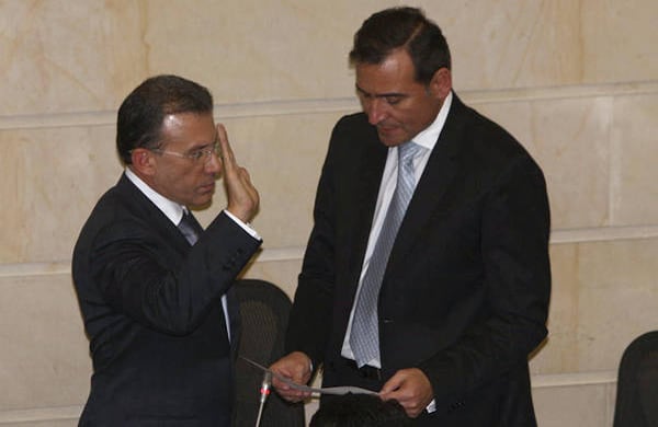 ¿Jura respetar la Constitución? "Sí juro". 