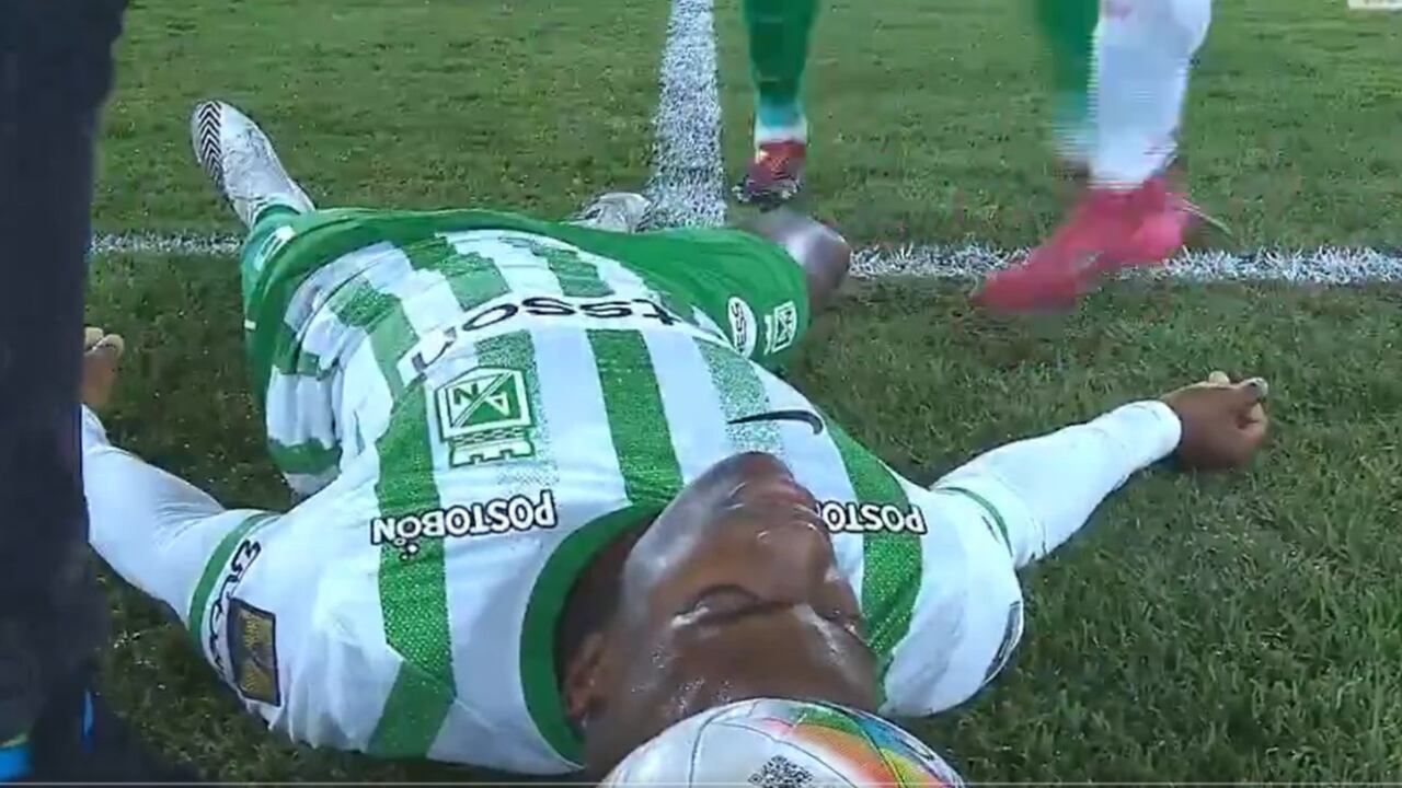 Andrés Felipe Román se desplomó en el Santa Fe vs. Nacional.