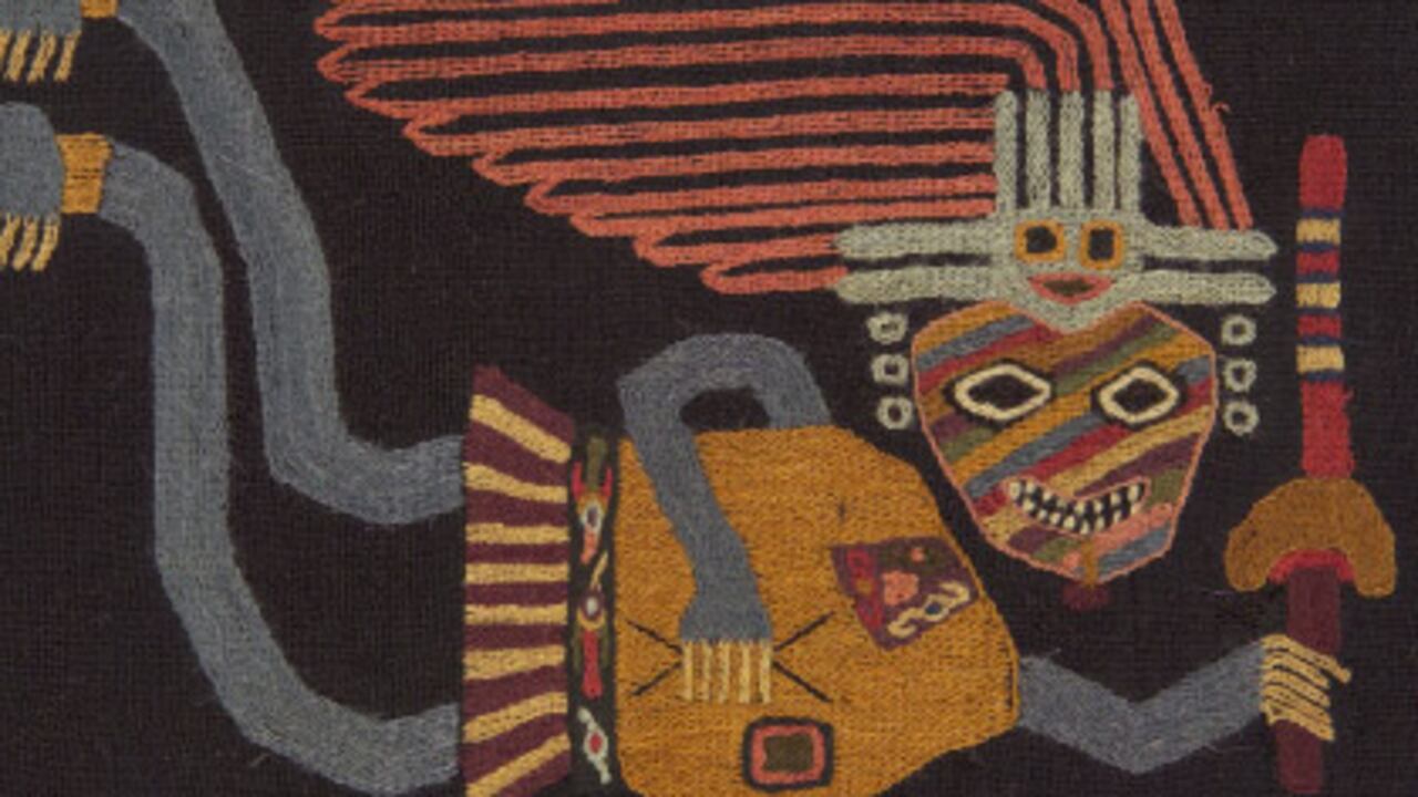 Las mantas funerarias y las cerámicas de la cultura paracas se conservaron gracias a las condiciones ideales que brindaba el desierto en el que se encontraron.