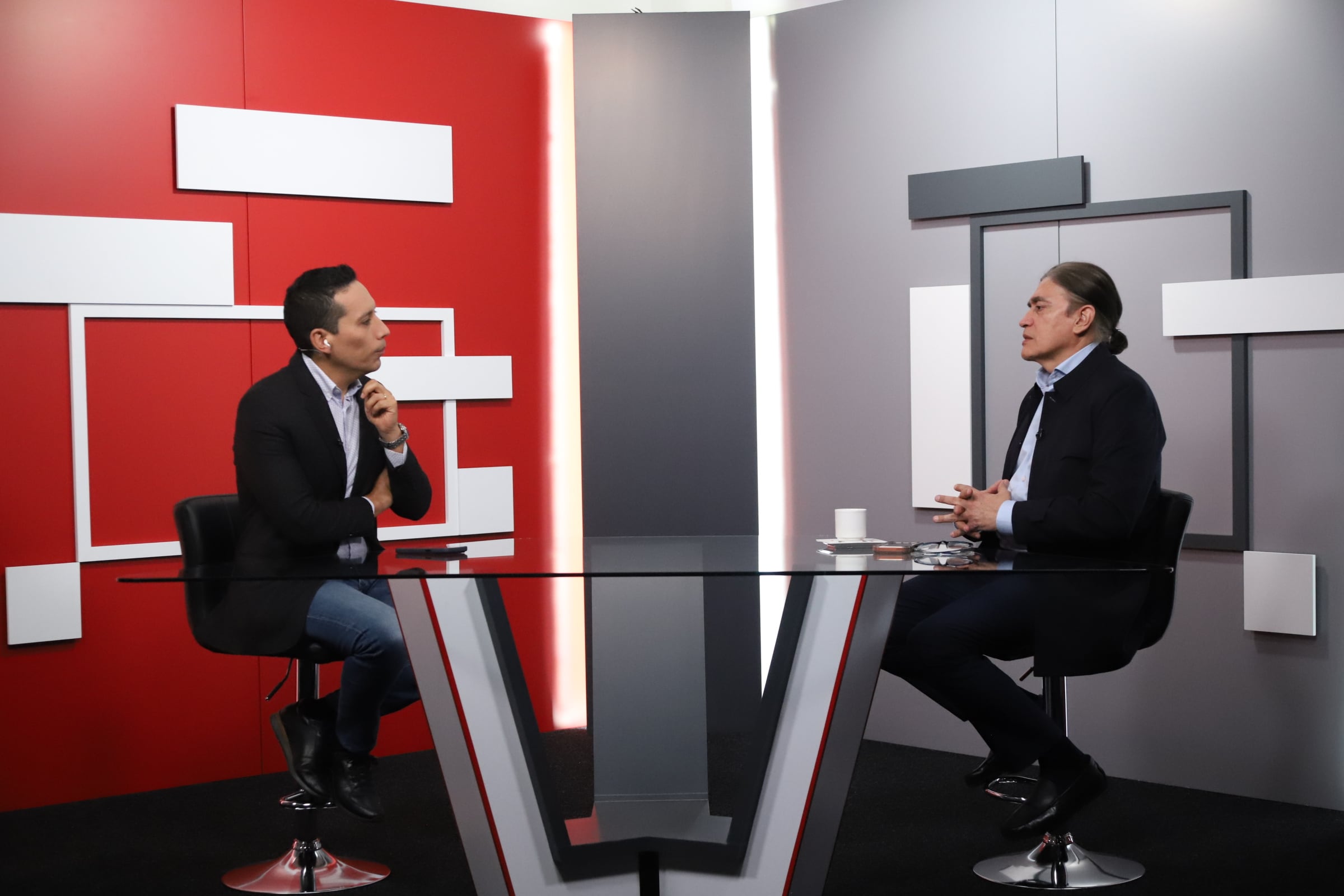 Entrevista a Gustavo Bolívar, exdirector del Departamento para la Prosperidad SOcial (DPS)