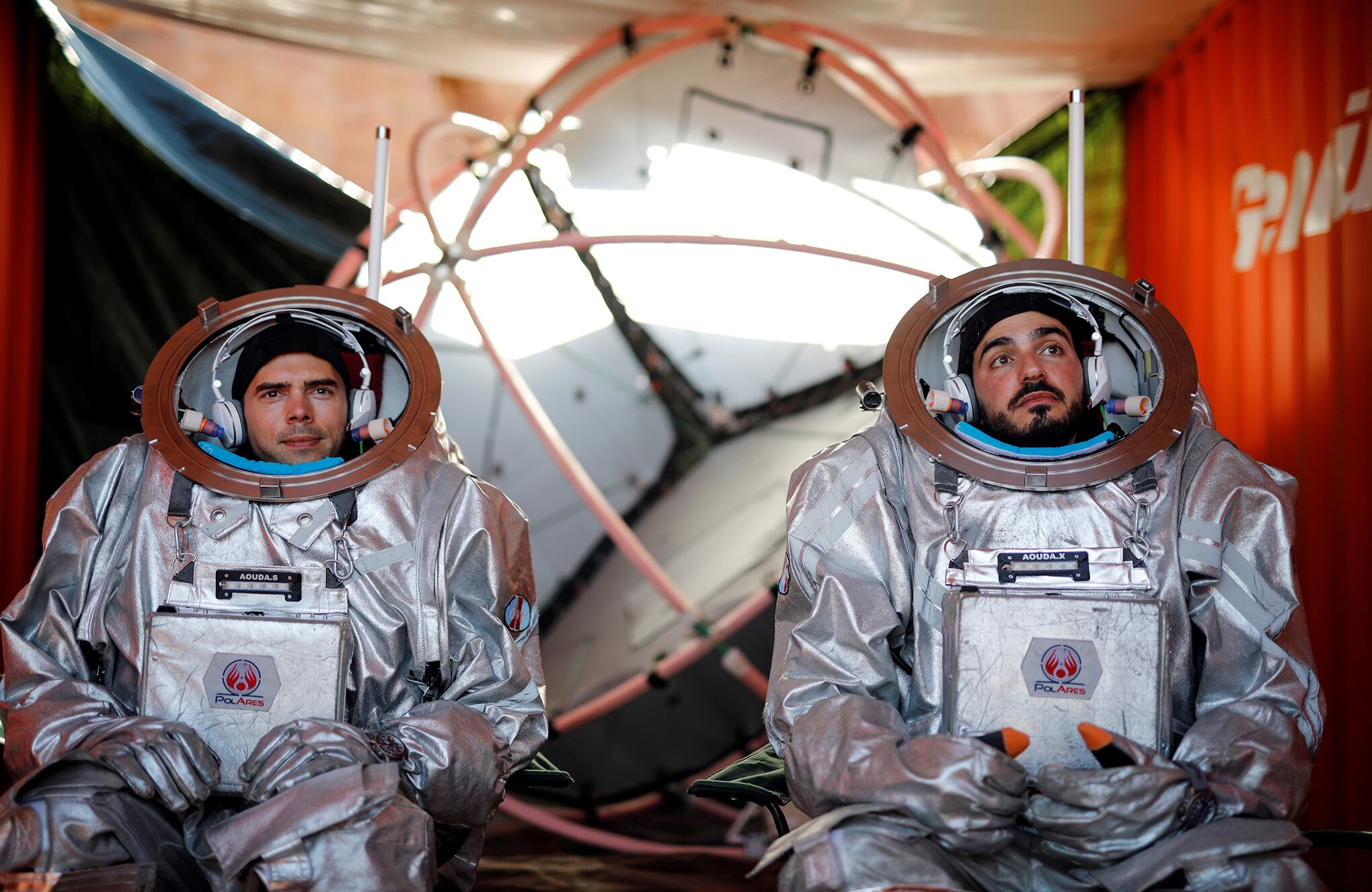 En un cráter rocoso israelí, los científicos simulan la vida en Marte