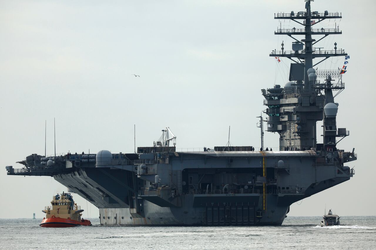 El USS Nimitz (CVN-68) de la Armada de los EE. UU., el portaaviones de propulsión nuclear más antiguo del mundo