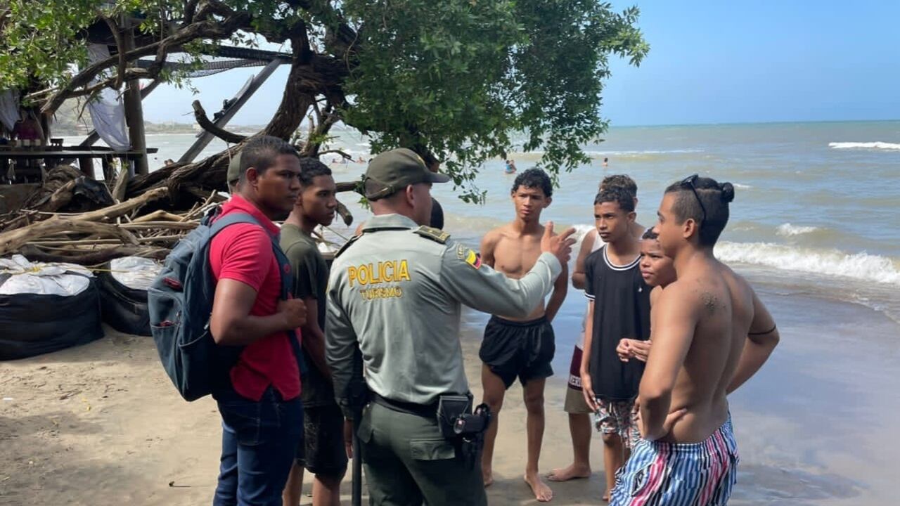 La policía realizó controles en las playas de Atlántico durante el fin de semana.