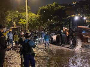 Según las autoridades, habrían al menos 15 muertos y 34 heridos.