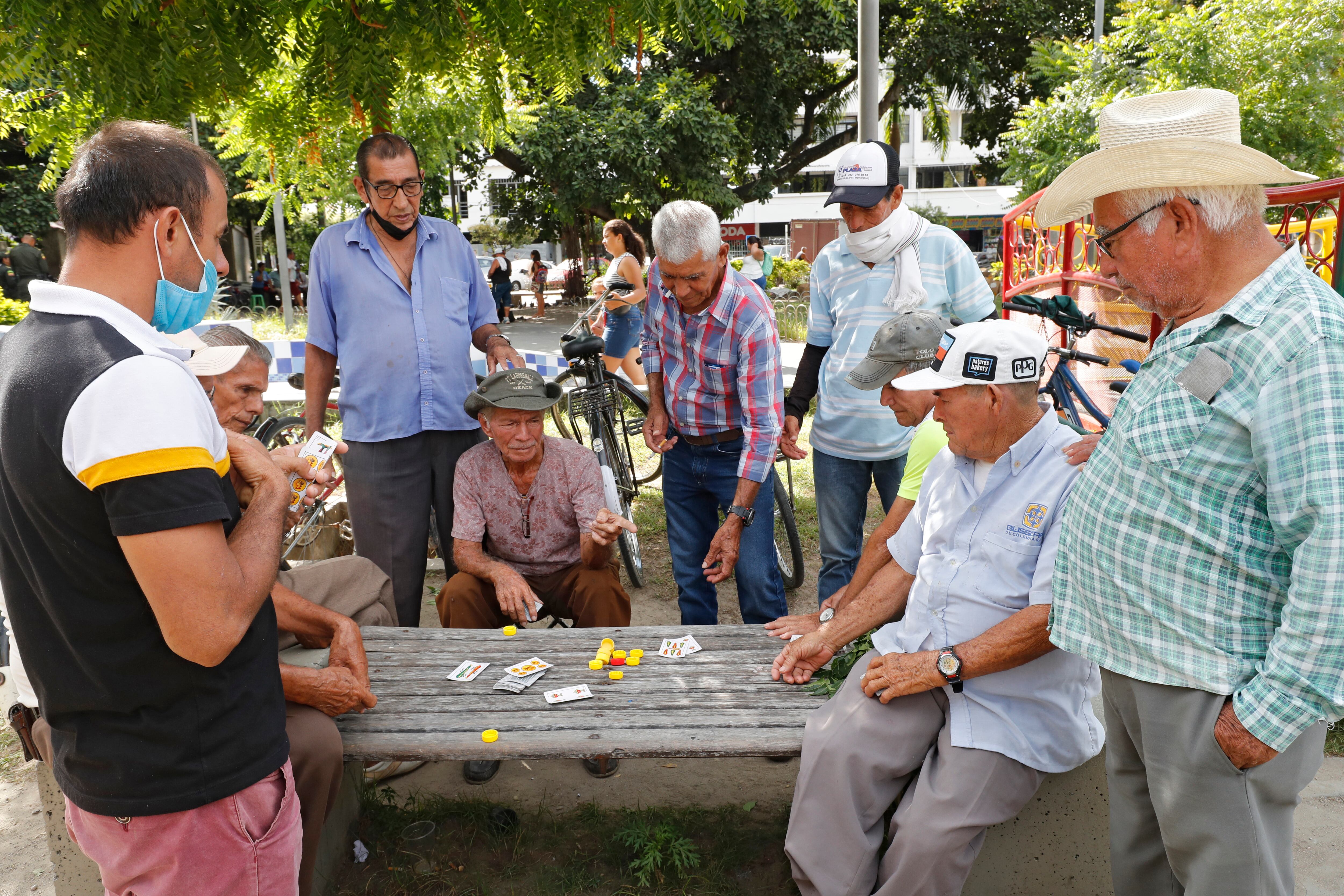 Avanzan las investigaciones en el municipio de El Espinal, Tolima, para esclarecer las causas del desplome de ocho palcos en la plaza de toros Gilberto Charry en las corralejas de las fiestas de San Pedro
Junio 29 del 2022
Foto Guillermo Torres Reina / Semana