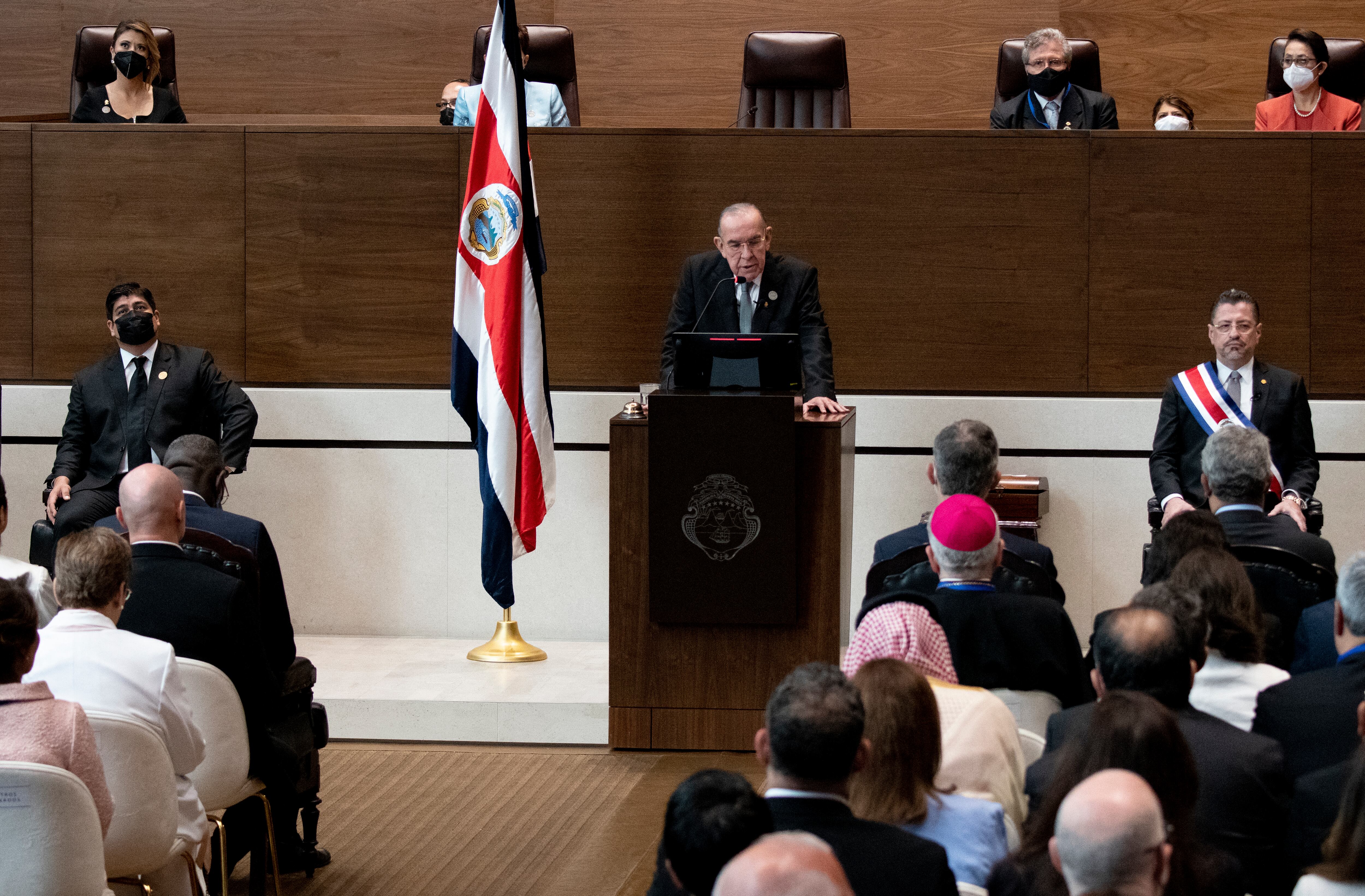 Presidente del Congreso de Costa Rica habla en la posesión del presidente electo