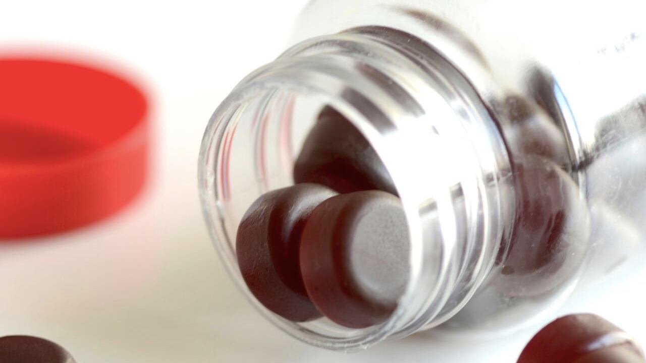 El consumo de suplementos solo deben realizarse bajo supervisión médica.