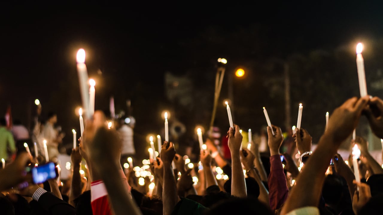 En Bogotá es posible celebrar la Noche de las Velitas en el Parque Simón Bolívar.