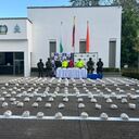 Las Fuerzas Militares lograron la incautación del cargamento de pasta de base de coca y la captura en flagrancia del presunto coordinador logístico del narcotráfico, de la Subestructura Carlos Vásquez, del Clan del Golfo.