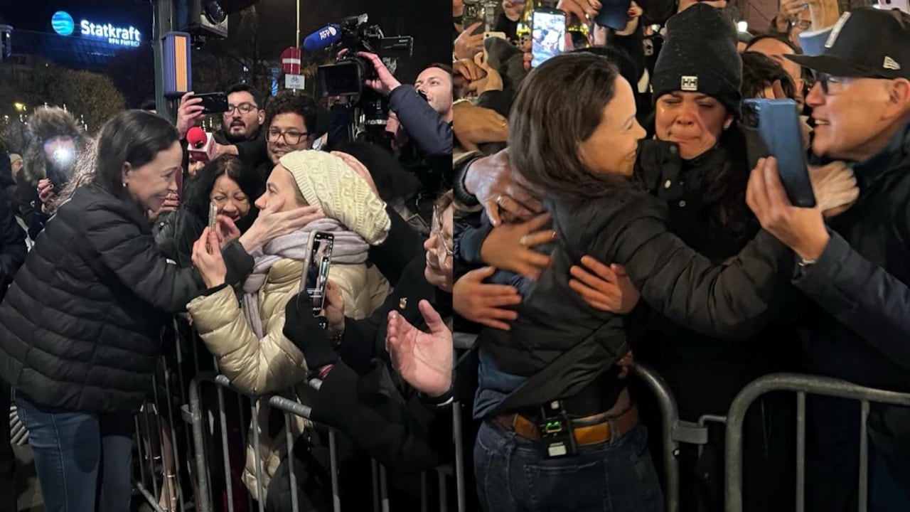 Un centenar de seguidores, en especial venezolanos, la esperaron cantando y gritando consignas por su país.