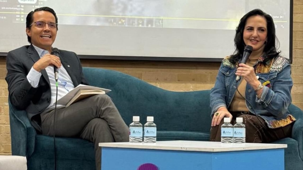 En diálogo con el director de SEMANA, Yesid Lancheros, la senadora María Fernanda Cabal presentó su autobiografía en la FILBo.