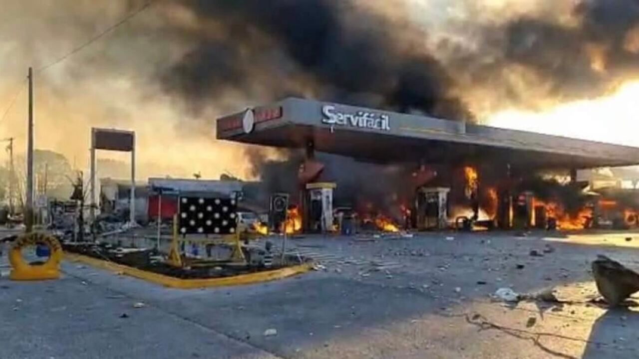 Las autoridades mexicanas avanzan en las investigaciones para tratar de determinar las causas de la violenta explosión que se presentó en una estación de servicio en el estado de Hidalgo, en el centro de ese país.
