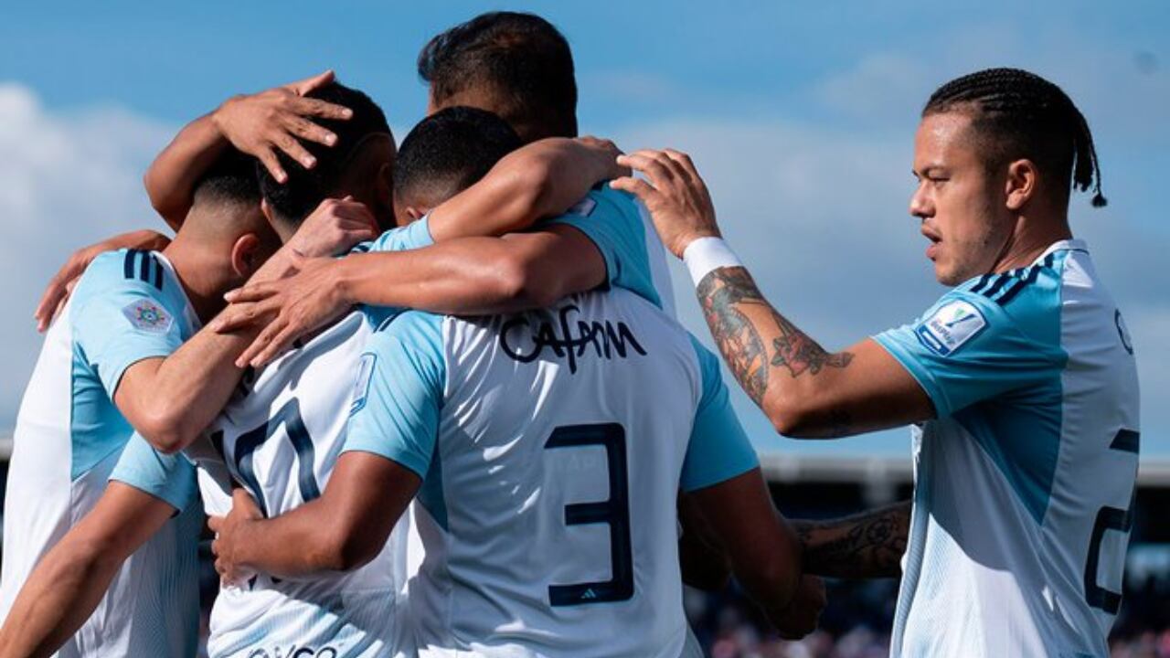 Millonarios estrenó camiseta ante Atlético Nacional en el clásico de la fecha 8