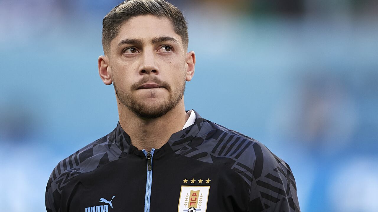 Federico Valverde durante los actos protocolarios antes de Uruguay vs. Corea del Sur