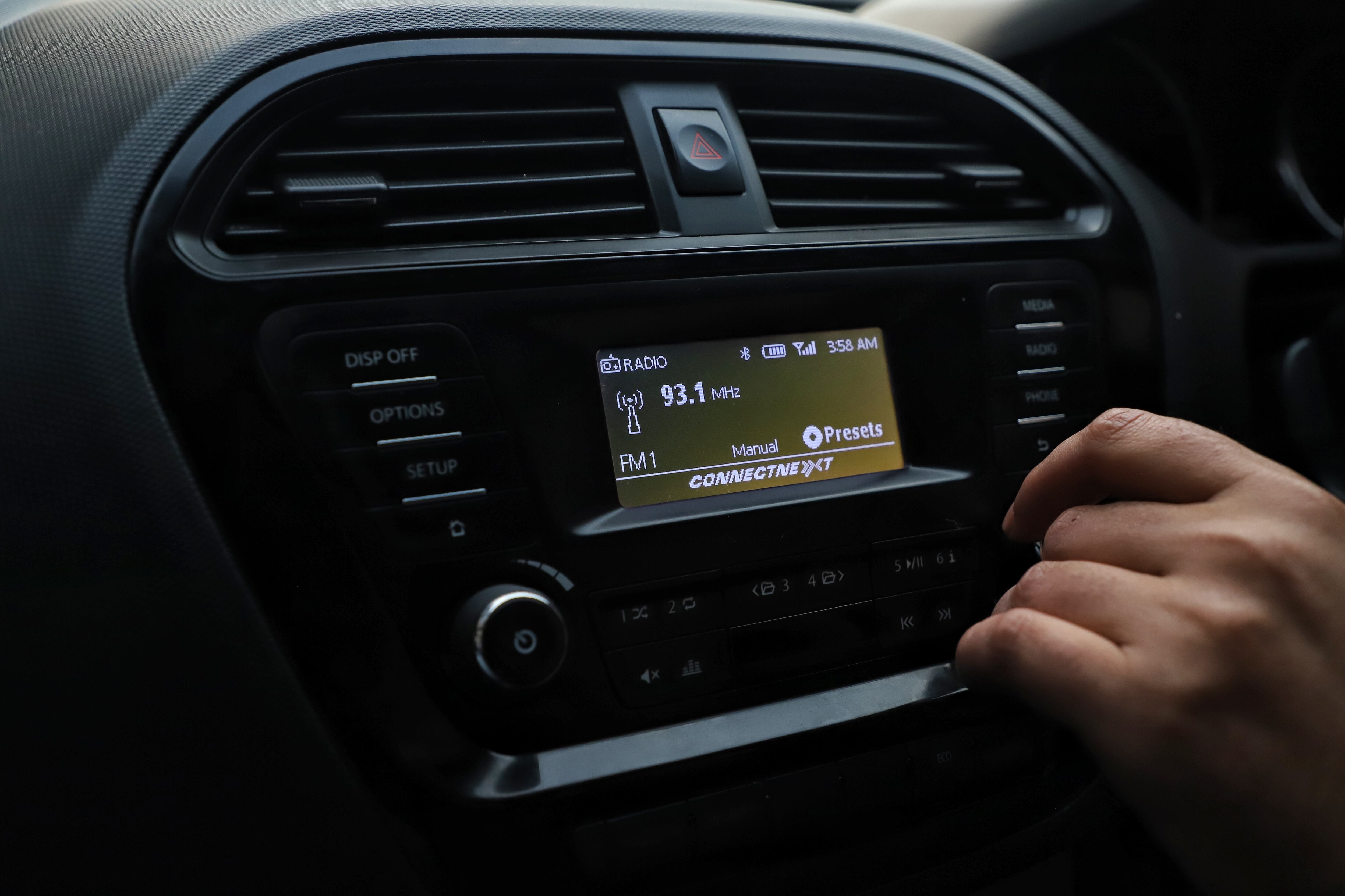 Los sistemas de entretenimiento han evolucionado para brindar mejores experiencias a los pilotos y conductores.