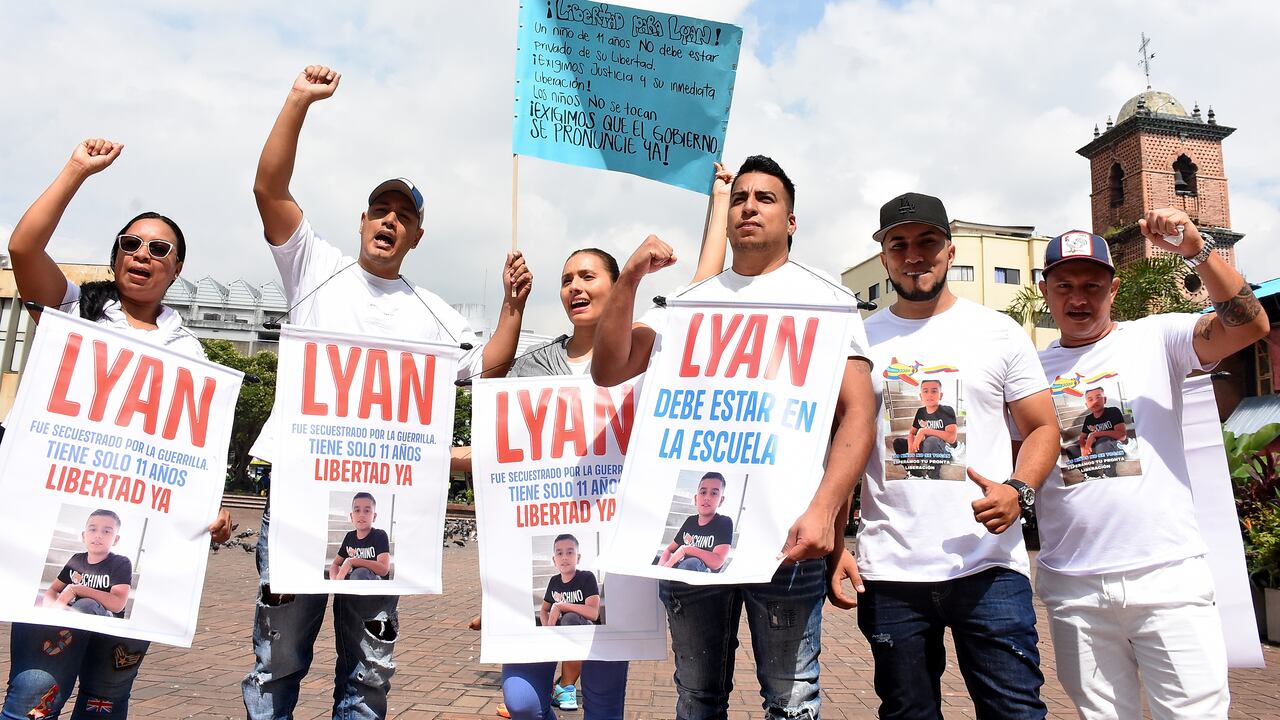 Plantón en la URI de la Fiscalía por la liberación de Lyan.