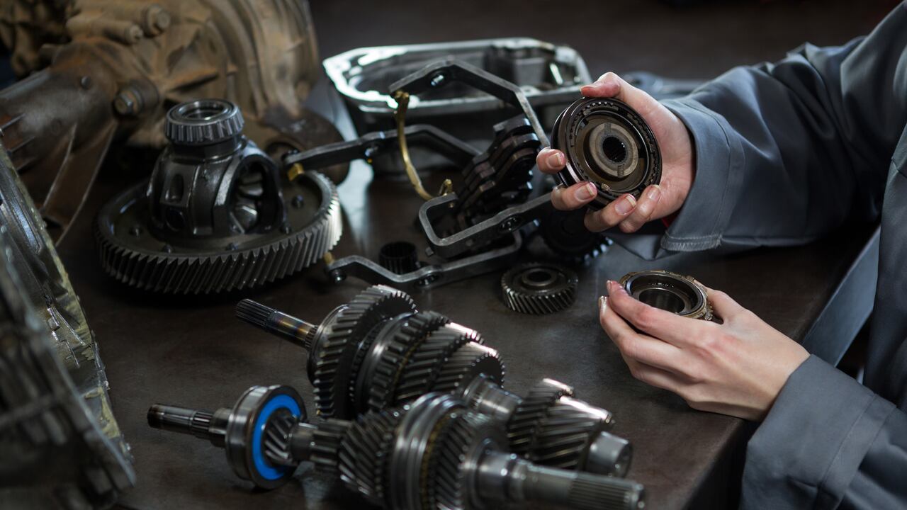 Los datos operativos, según la Asociación, reportan mayor afectación en vehículos Toyota, Kia, Chevrolet y Mazda; mientras que en motocicletas, Bajaj y AKT concentran gran parte de los casos.