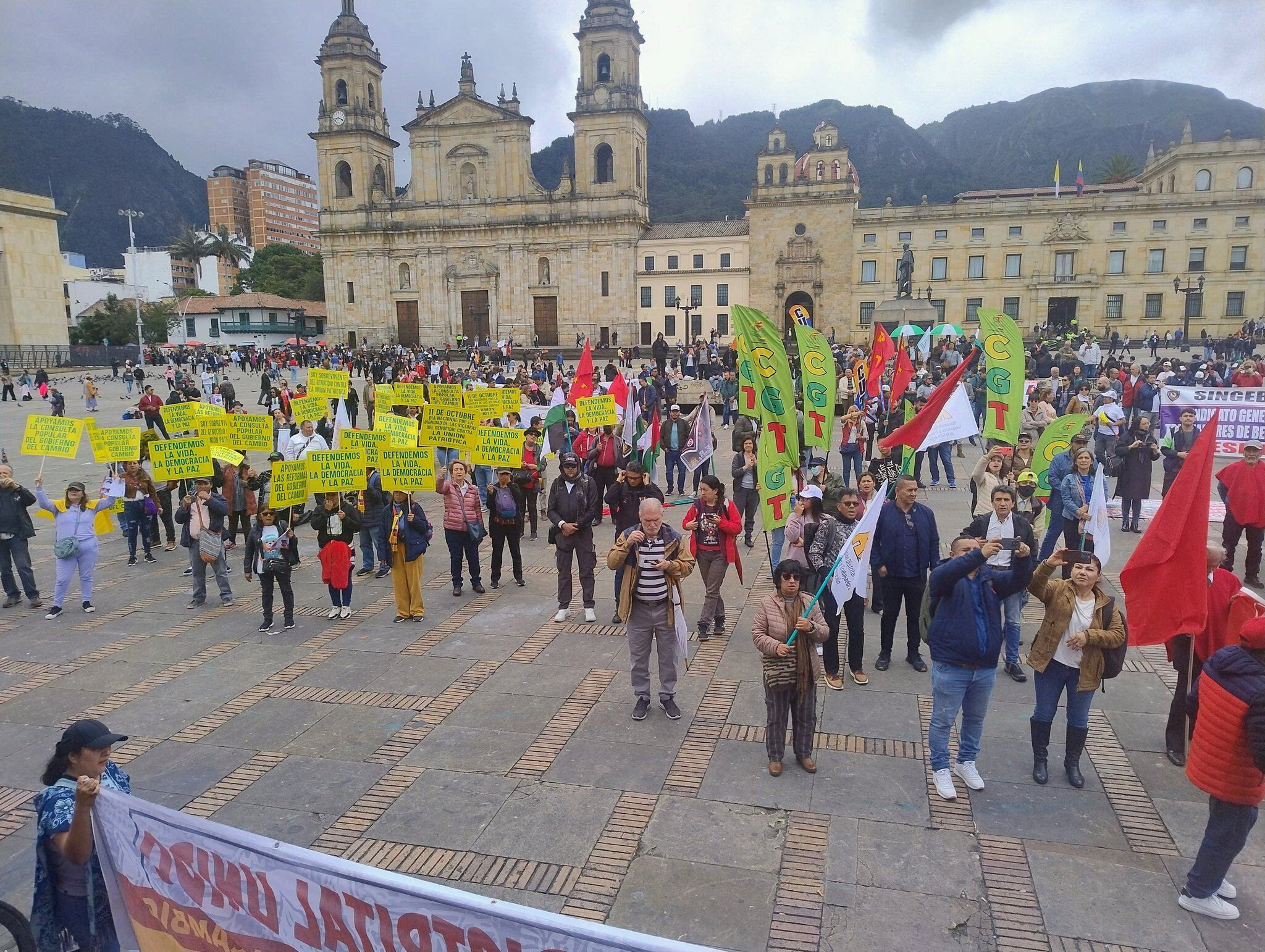 El presidente de la CUT, Fabio Arias, insistió en el mensaje político del evento.