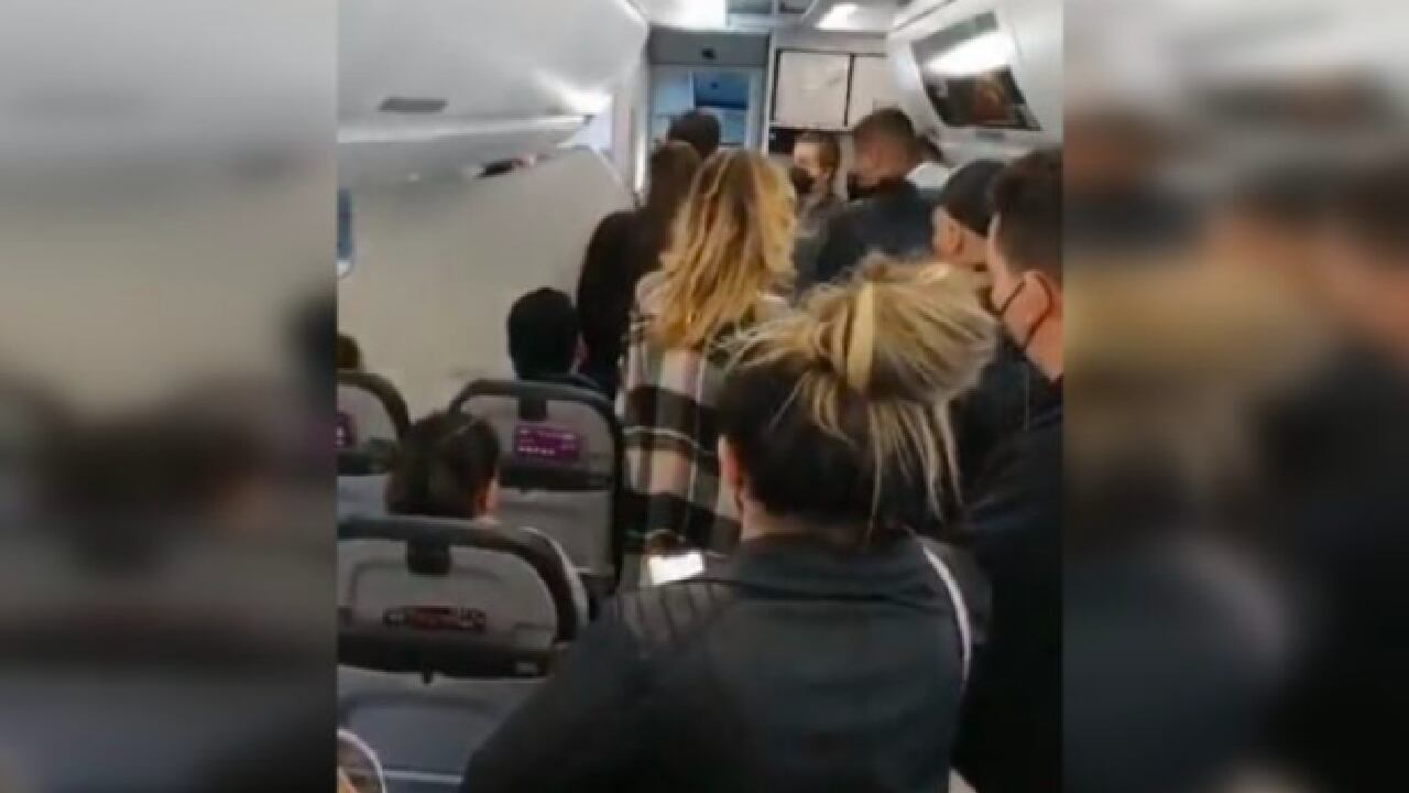 Pasajeros en avión de Chile