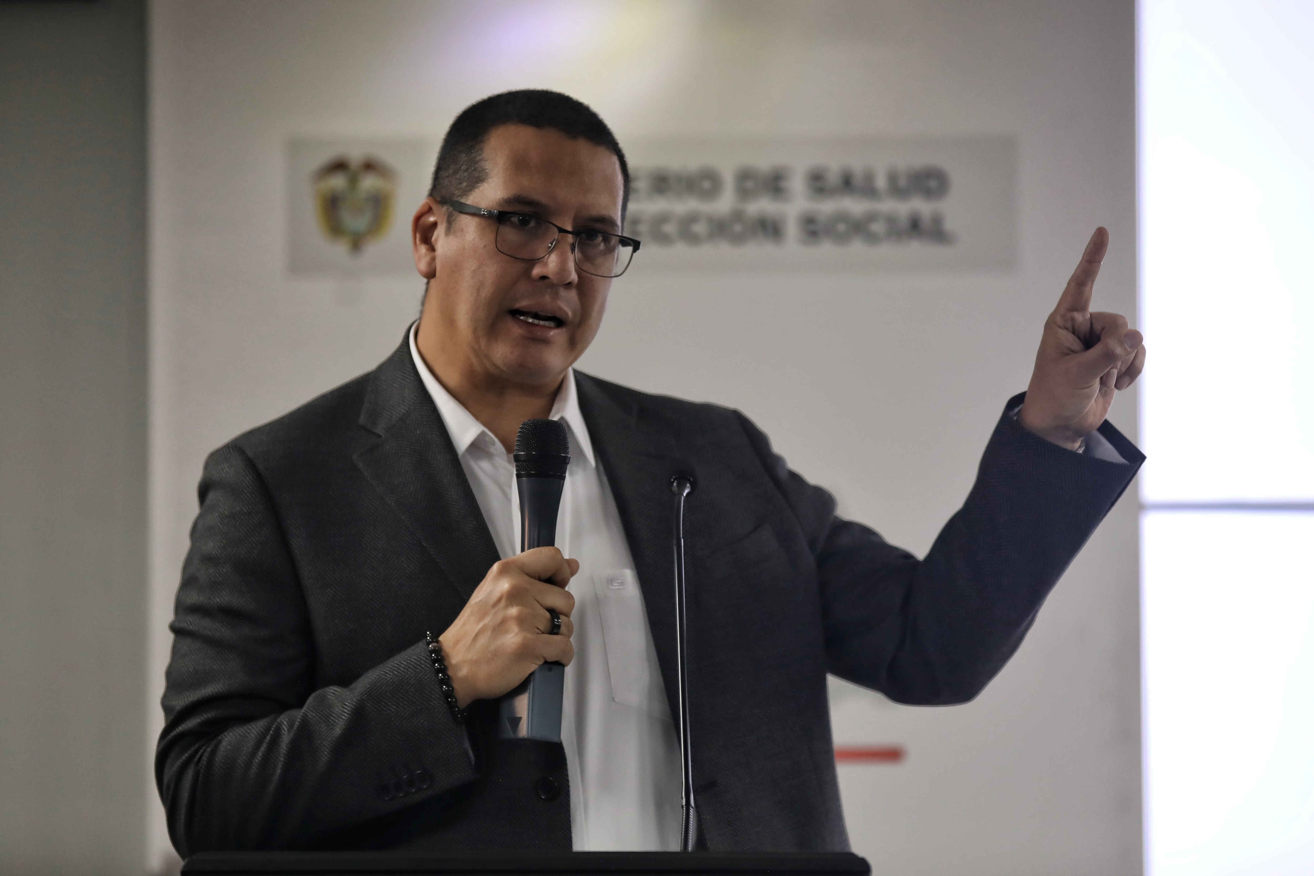 Rueda de prensa La salud, un asunto de todos
Superintendente de salud Giovanni Rubiano