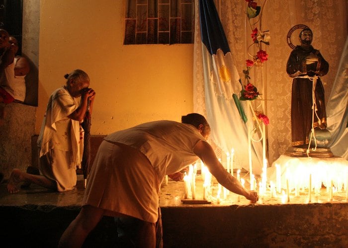 Noche de gozos franciscanos, al amanecer del 4 de octubre.