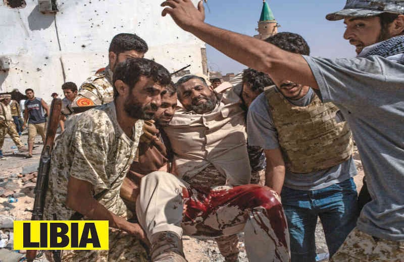 Guerra civil desde 2011 30.000 muertos,  4.000 desaparecidos,  434.869 desplazados.