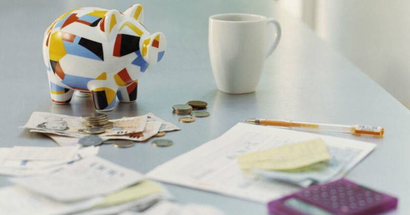 ingresos, salario, entradas, ahorros, presupuesto (Getty)