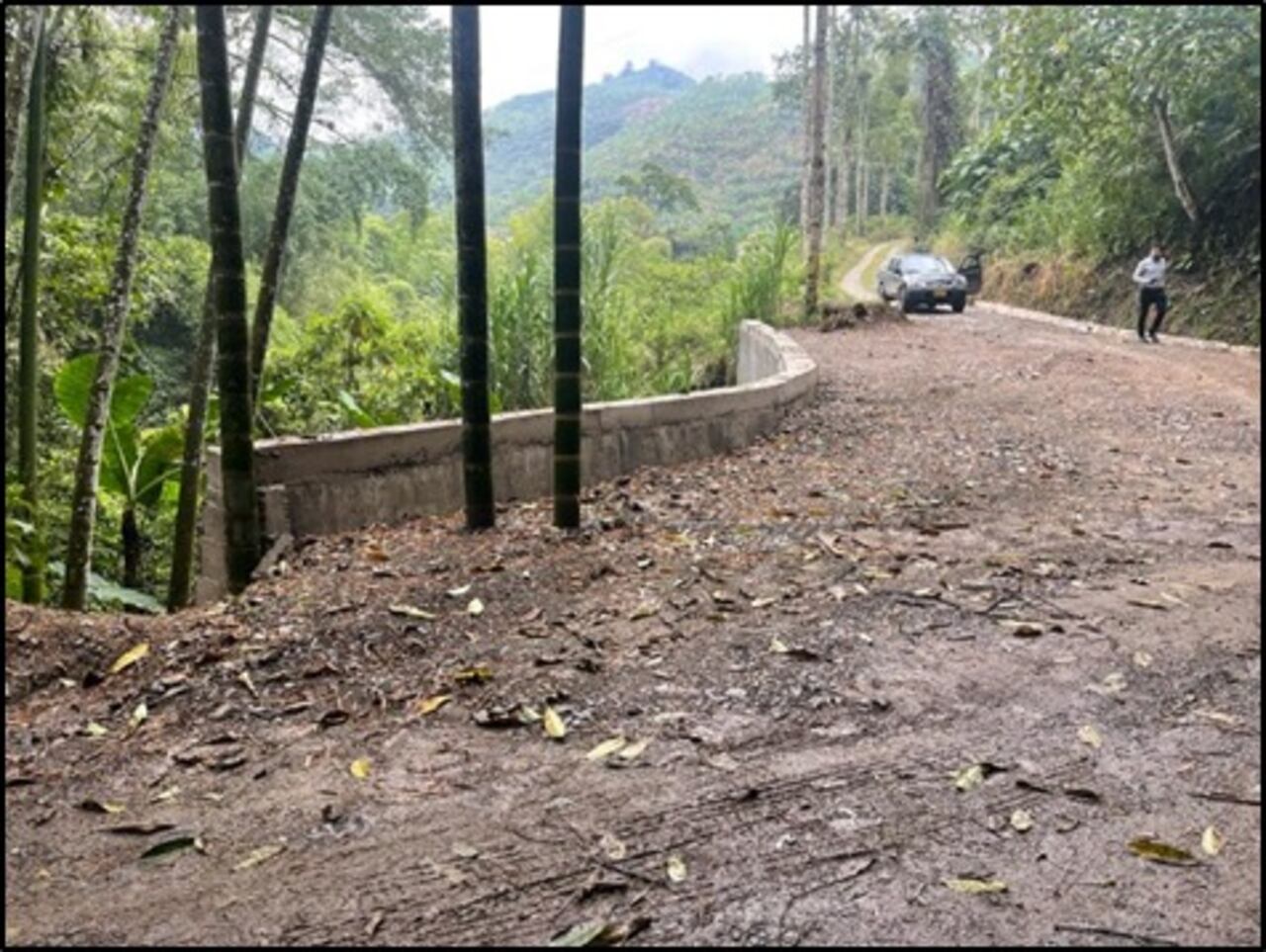 La construcción de placas huella se adelantó en el denominado corredor productivo de El Guanábano - Morrogordo – El Rodeo.