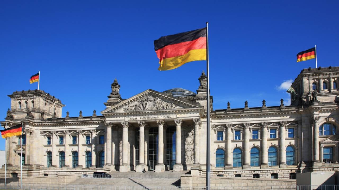 Imagen de referencia de bandera de Alemania.