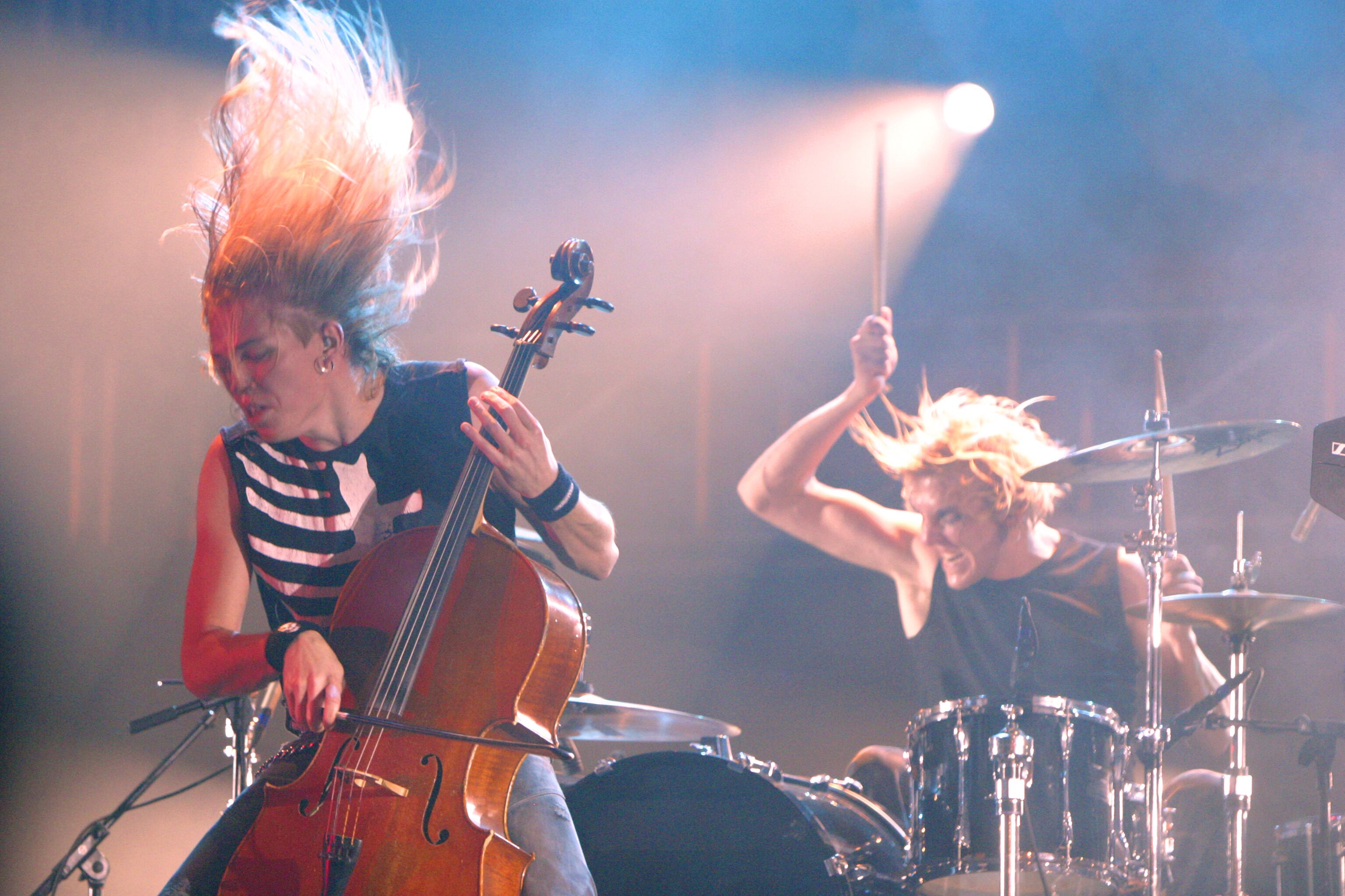 La banda Apocalíptica durante la edición de Rock al Parque del 2005.