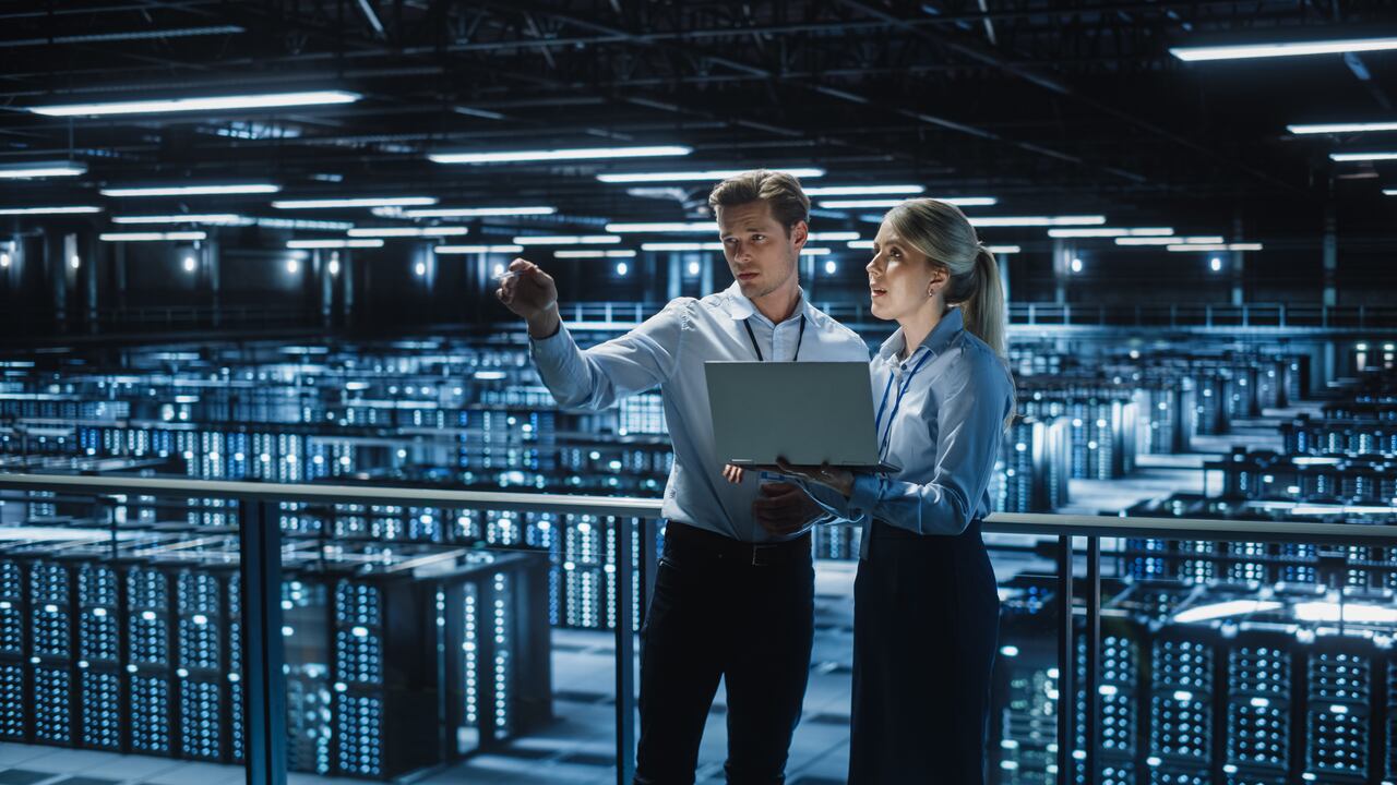 EY es una organización que ayuda a las empresas a cambiar el chip y a desprenderse de los mitos y miedos que tienen sobre el uso de la nube