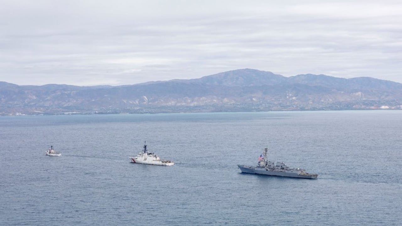 Buques estadounidenses se dirigen a Haití