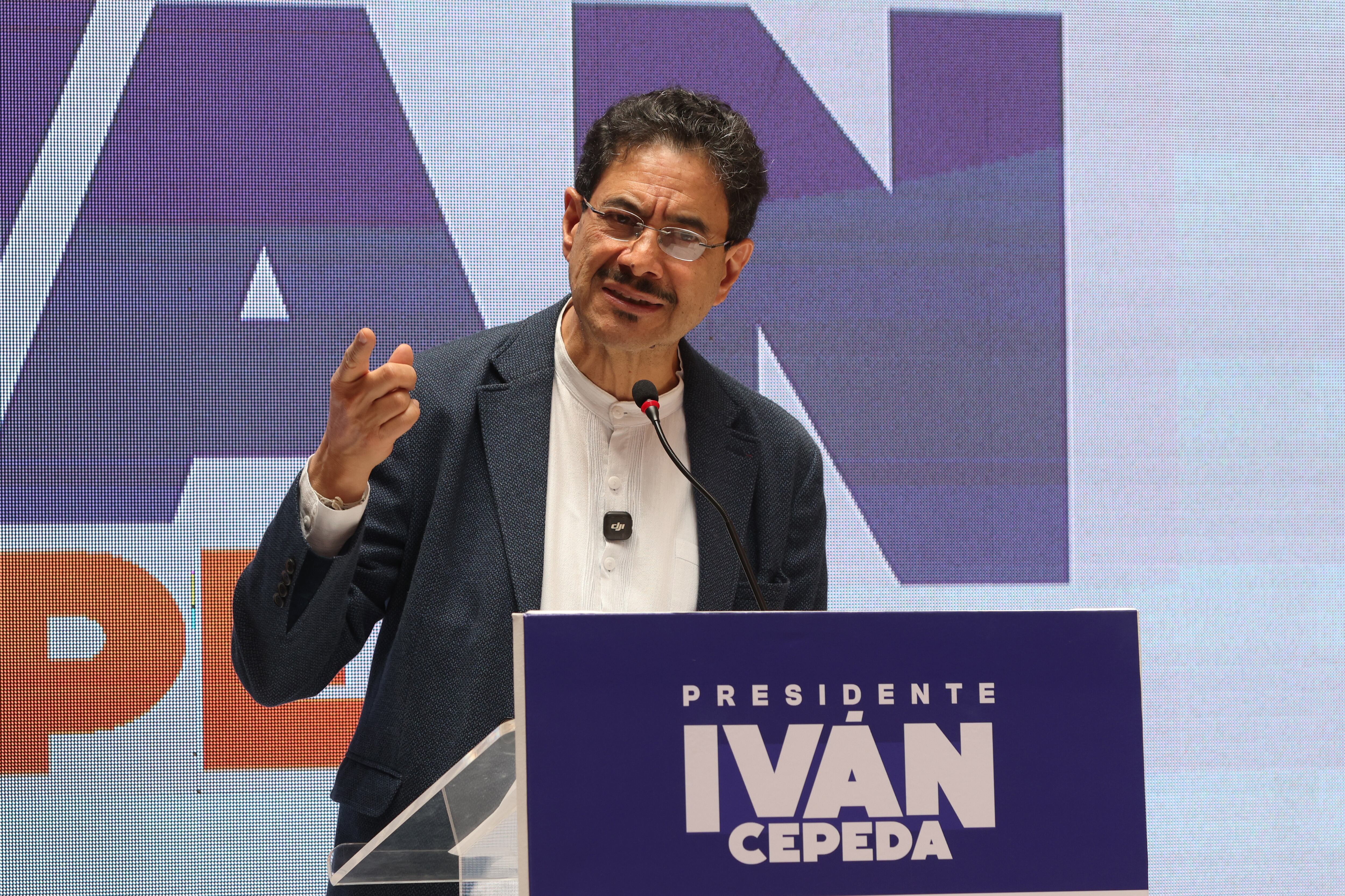 Iván Cepeda