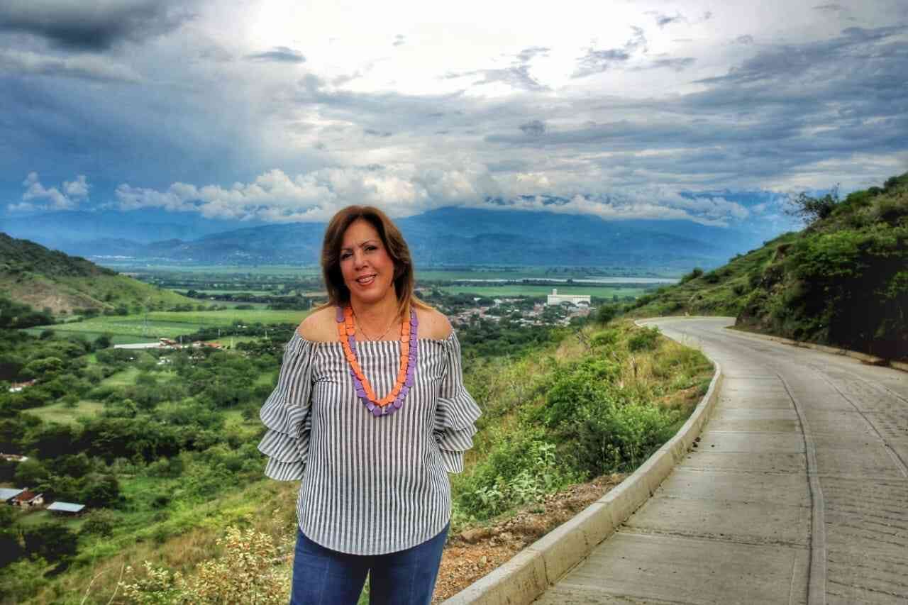 La gobernadora del Valle, Clara Luz Roldán, reveló que tiene cáncer linfático e  iniciará un tratamiento al pie de la letra pero se mantendrá al frente de la Gobernación.