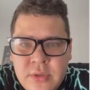 Este joven ruso decidió suicidarse, para evitar ir a la guerra en Ucrania. Pantallazo de video del rapero Walkie, publicado en la cuenta de twitter @visegrad24