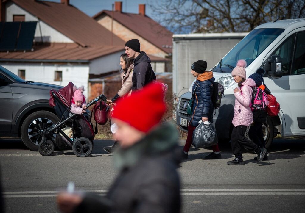 Miles de refugiados ucranianos han cruzado las fronteras de su país.