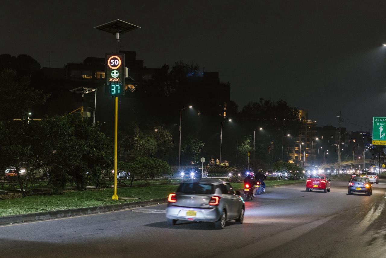 Los nuevos paneles informativos de velocidad están instalados en 11 puntos diferentes de la ciudad.