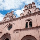 Fachada de la Basílica del Señor de Los Milagros, en Buga.