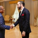 Nichols, que llegó este miércoles a San Salvador para una visita que se prolongará hasta el viernes, dijo que también conversó con Bukele sobre "los esfuerzos para promover la inversión extranjera directa en El Salvador". Foto X: @WHAAsstSecty