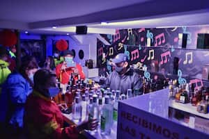 Licor adulterado en dos reconocidas zonas de rumbas en Bogotá.