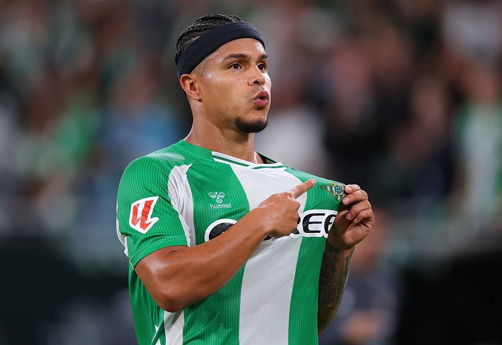 Hernández volvió a ser figura en LaLiga gracias a un disparo imparable desde fuera del área.