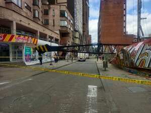 Grúa de construcción que se cayó en el centro de Bogotá