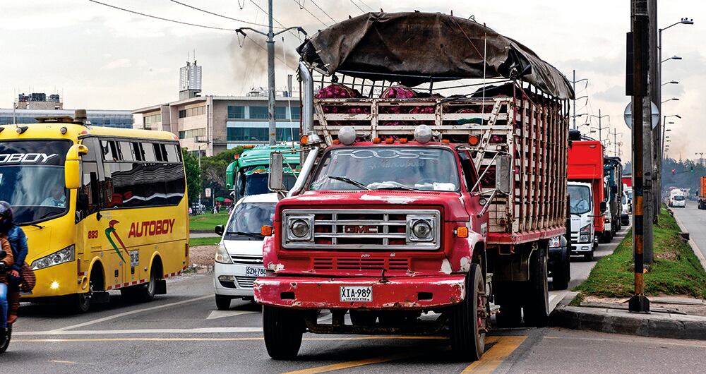 Voceros de Corabastos expresaron que al recibir los productos importados en puerto el precio sube, pues se debe pagar legalización, almacenaje, transporte y gastos operacionales.