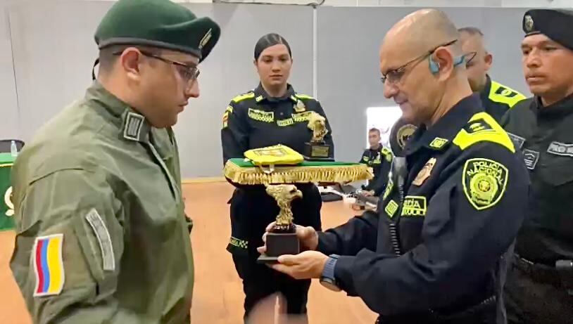El comandante de la Policía Metropolitana de Barranquilla hizo reconocimientos a los uniformados