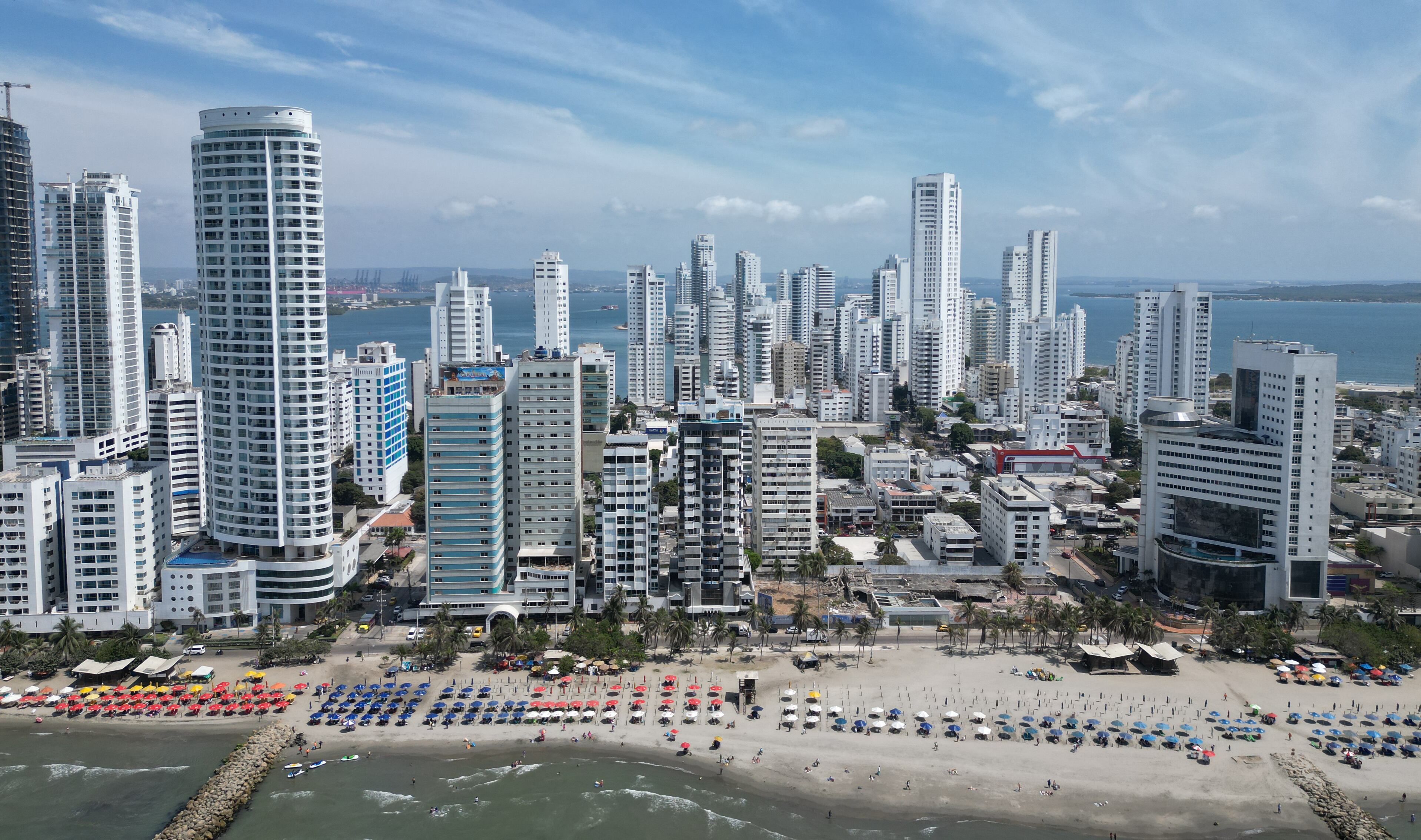 Turismo  playas Bocagrande  Cartagena
Cartagena marzo 10 del 2023
Foto Guillermo Torres Reina / Semana