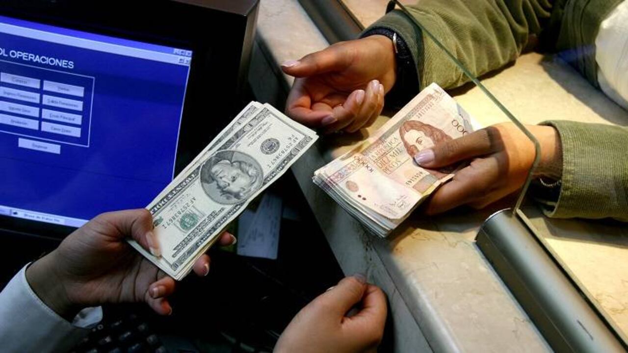 El dólar se mantuvo a la baja en julio.